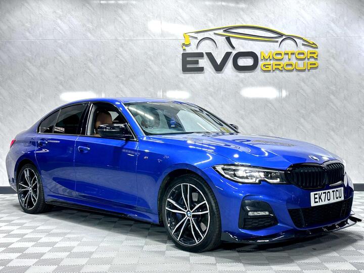 BMW 3 SERIES 2.0 330e 12kWh M Sport Auto Euro 6 (s/s) 4dr BMW 3 SERIES 2.0 330e 12kWh M Sport Auto Euro 6 (s/s) 4dr