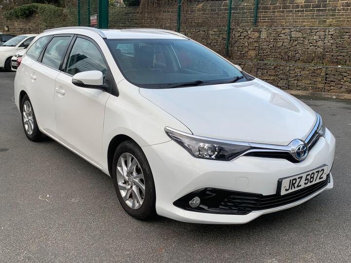 Toyota Auris 1.8 VVT-h Business Edition Touring Sports CVT Euro 6 (s/s) 5dr