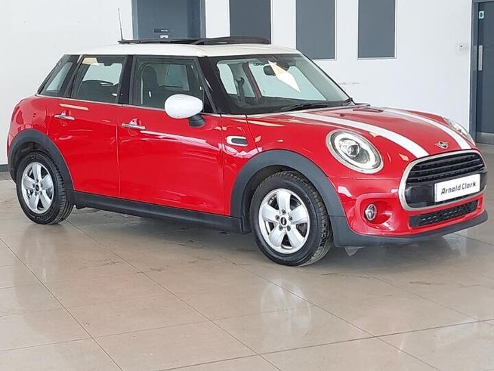 MINI Hatch 1.5 Cooper Classic Steptronic Euro 6 (s/s) 5dr