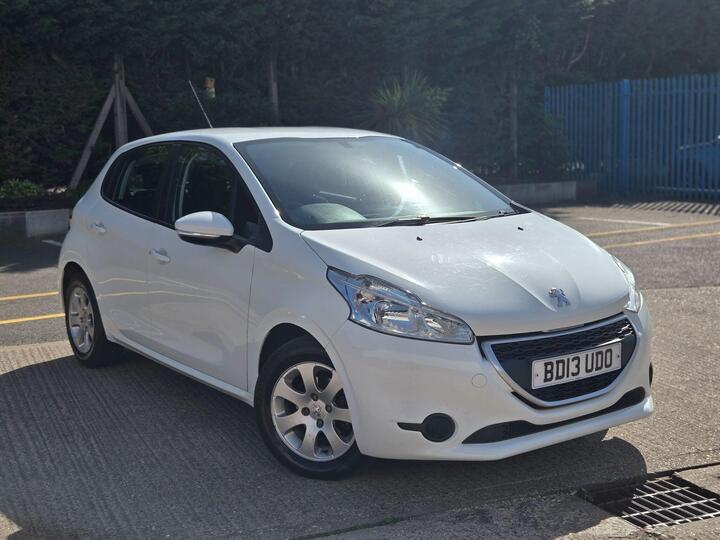 Peugeot 208 1.0 VTi Access+ Euro 5 5dr