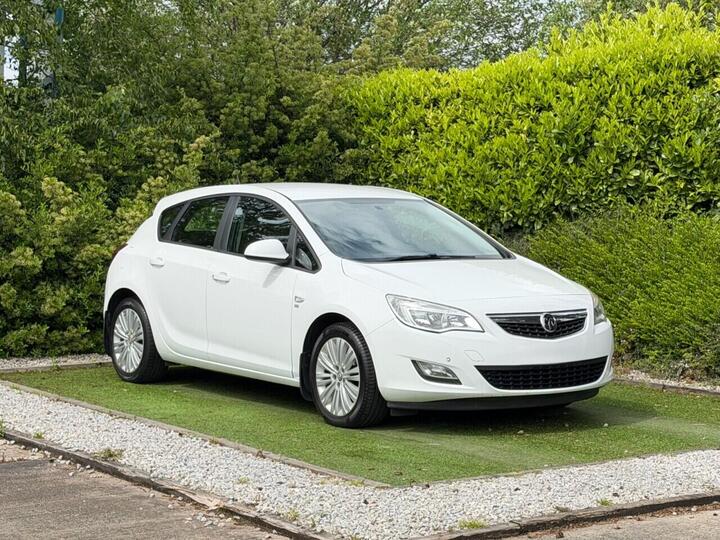 Vauxhall ASTRA 1.6 16v Excite Euro 5 5dr