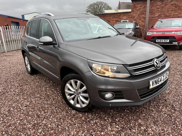 Volkswagen Tiguan 2.0 TDI BlueMotion Tech Match 4WD Euro 5 (s/s) 5dr