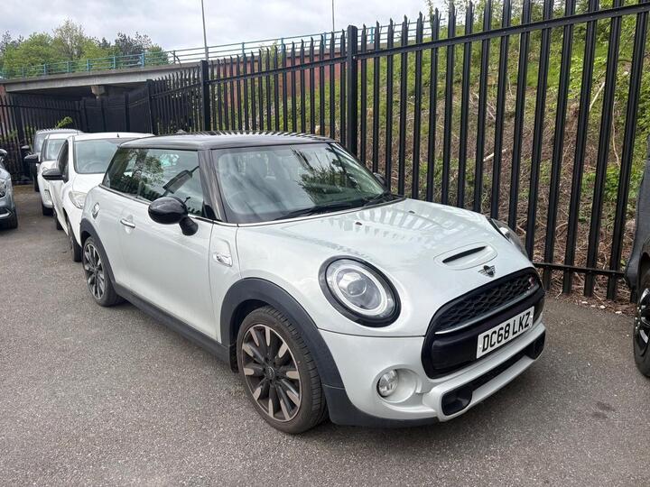 MINI HATCH 2.0 Cooper S Exclusive Euro 6 (s/s) 3dr