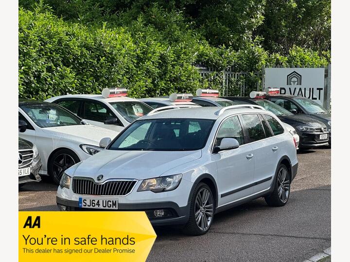 Skoda Superb 2.0 TDI Outdoor Plus 4WD Euro 5 5dr