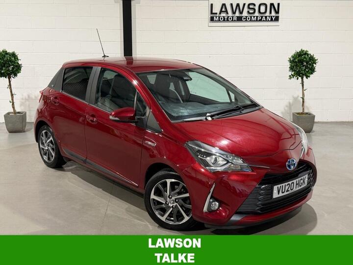 Toyota YARIS 1.5 VVT-h Y20 Bi-tone E-CVT Euro 6 (s/s) 5dr