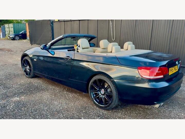 BMW 3 Series 3.0 325i SE Steptronic Euro 4 2dr