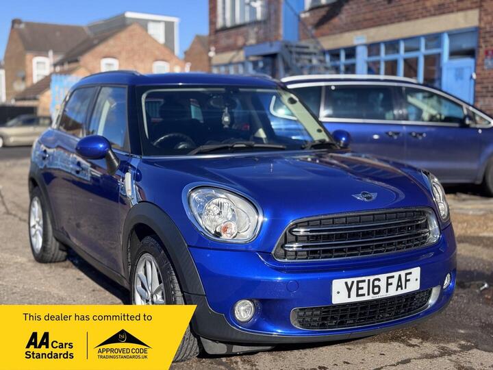 MINI Countryman 1.6 Cooper D Euro 5 (s/s) 5dr