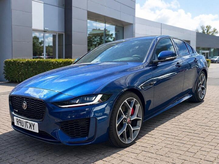 Jaguar XE 2.0 P300i R-Dynamic SE Auto AWD Euro 6 (s/s) 4dr