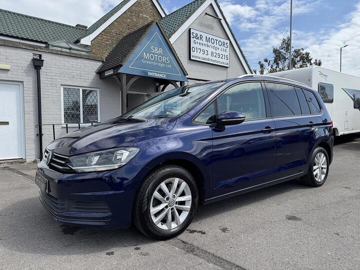 Volkswagen Touran 1.6 TDI BlueMotion Tech SE Family DSG Euro 6 (s/s) 5dr