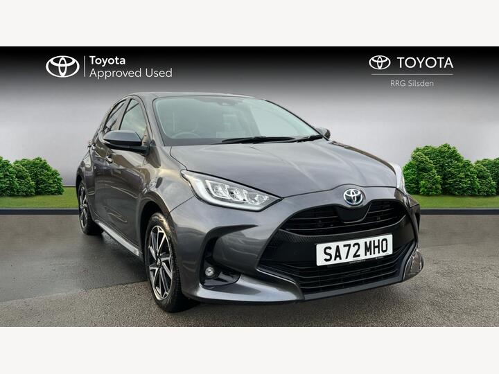 Toyota Yaris 1.5 VVT-h Design E-CVT Euro 6 (s/s) 5dr Toyota Yaris 1.5 VVT-h Design E-CVT Euro 6 (s/s) 5dr