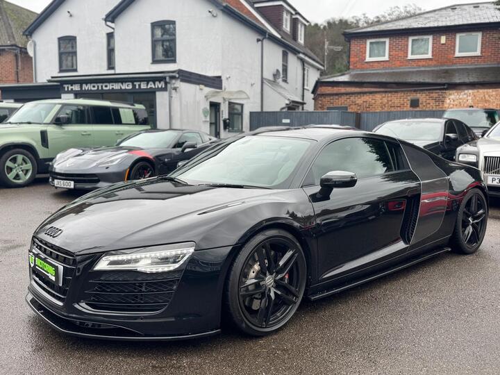 Audi R8 4.2 FSI V8 S Tronic Quattro Euro 5 2dr