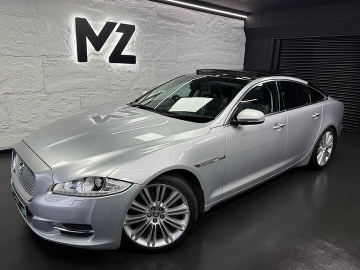 Jaguar XJ 3.0d V6 Portfolio Auto Euro 5 (s/s) 4dr