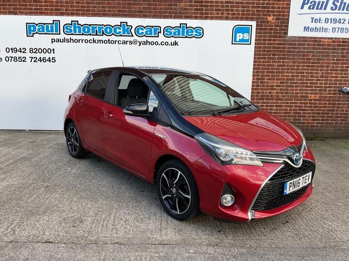 Toyota YARIS HYBRID ELECTRIC HATCHBACK 1.5 VVT-h Design E-CVT Euro 6 5dr Toyota YARIS HYBRID ELECTRIC HATCHBACK 1.5 VVT-h Design E-CVT Euro 6 5dr