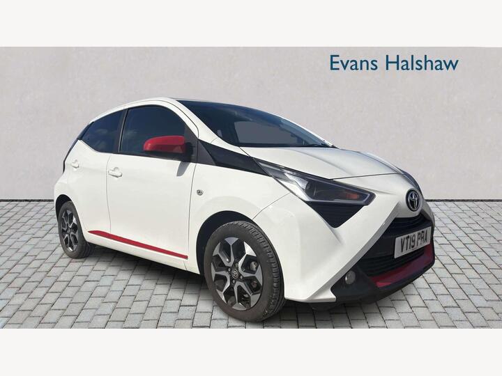 Toyota AYGO 1.0 VVT-i X-trend Funroof X-shift Euro 6 5dr