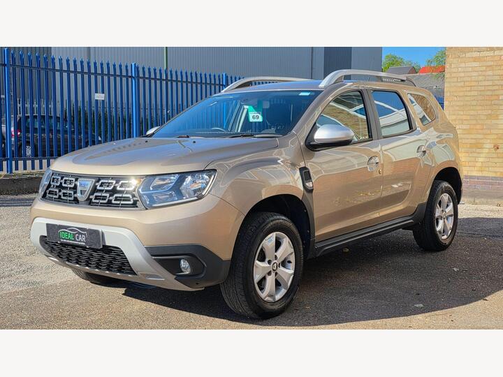 Dacia Duster 1.6 SCe Comfort Euro 6 (s/s) 5dr Dacia Duster 1.6 SCe Comfort Euro 6 (s/s) 5dr