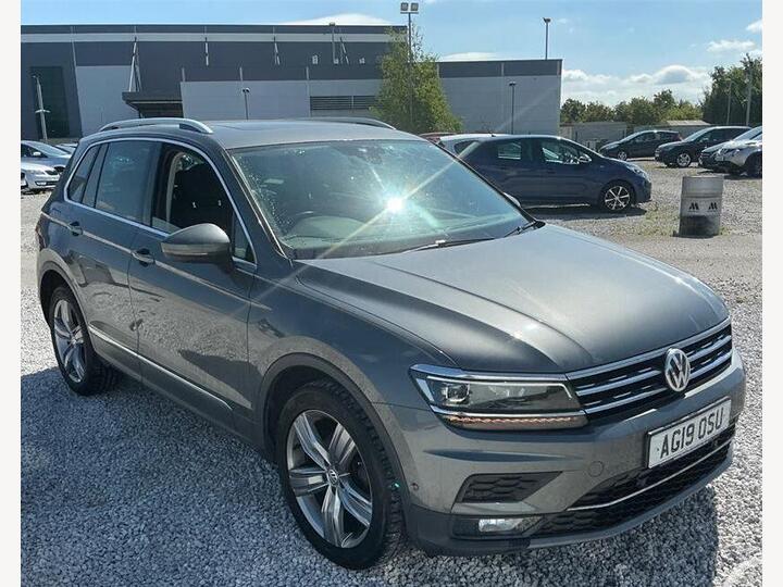 Volkswagen Tiguan 2.0 TDI SEL 4Motion Euro 6 (s/s) 5dr