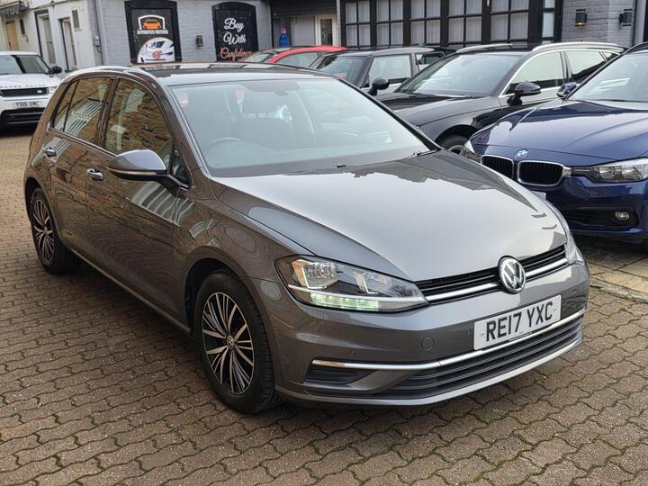 Volkswagen Golf 1.6 TDI SE Nav DSG Euro 6 (s/s) 5dr