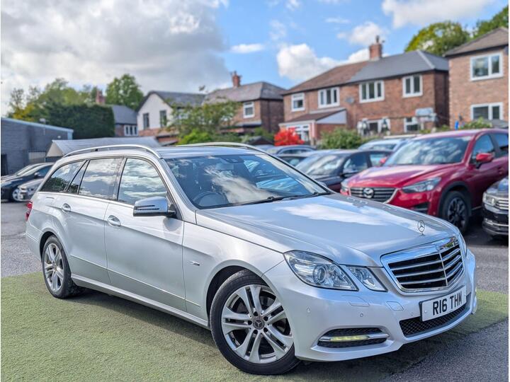 Mercedes-Benz E Class 2.1 E220 CDI BlueEfficiency Avantgarde Tiptronic Euro 5 5dr