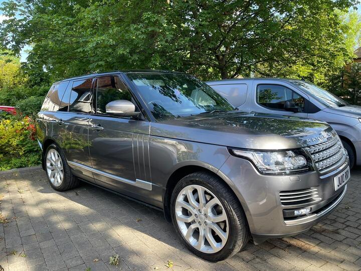 Land Rover Range Rover 4.4 SD V8 Vogue SE Auto 4WD Euro 6 (s/s) 5dr Land Rover Range Rover 4.4 SD V8 Vogue SE Auto 4WD Euro 6 (s/s) 5dr