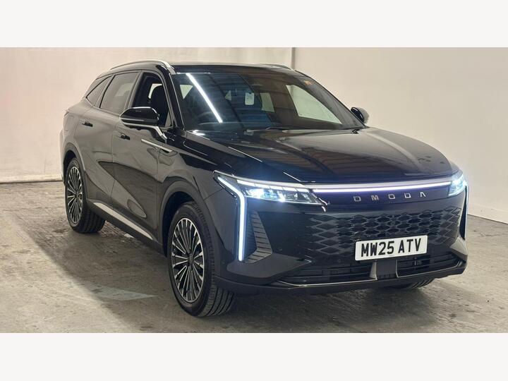 Omoda 9 1.5T SHS 34.46kWh Noble DHT3 4WD Euro 6 (s/s) 5dr