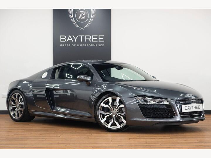Audi R8 5.2 FSI V10 S Tronic Quattro Euro 5 2dr