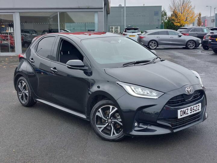 Toyota Yaris 1.5 VVT-h Design E-CVT Euro 6 (s/s) 5dr
