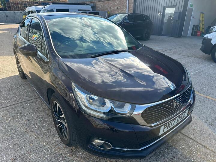 DS AUTOMOBILES DS 4 1.2 PureTech Elegance Euro 6 (s/s) 5dr DS AUTOMOBILES DS 4 1.2 PureTech Elegance Euro 6 (s/s) 5dr
