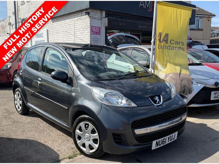 Peugeot 107 1.0 12V Urban Euro 5 5dr