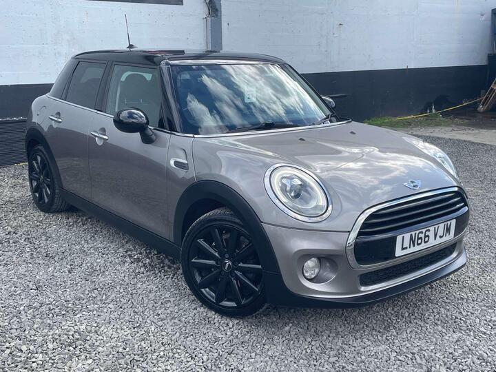 MINI HATCH 1.5 Cooper Auto Euro 6 (s/s) 5dr