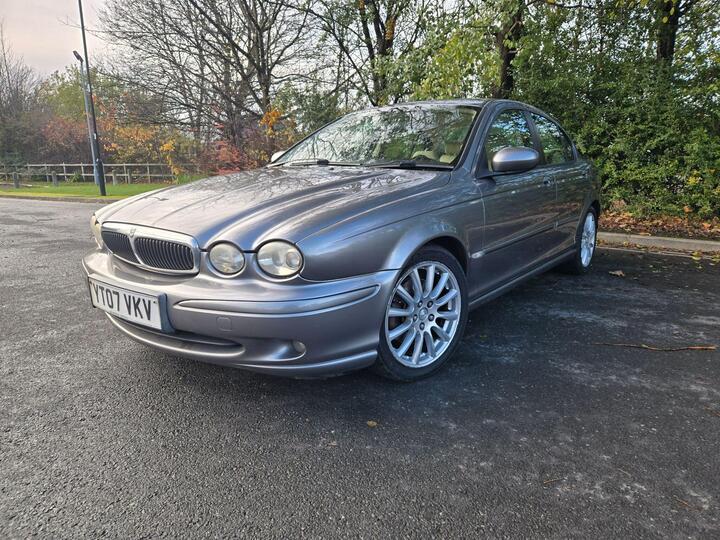Jaguar X-Type 2.5 V6 (AWD) 4dr