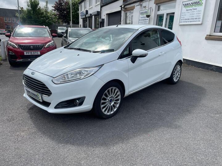 Ford Fiesta 1.0T EcoBoost Titanium Euro 5 (s/s) 3dr