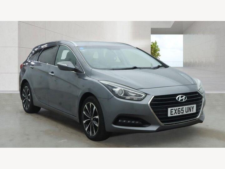 Hyundai I40 1.7 CRDi Blue Drive SE Nav Tourer DCT Euro 6 (s/s) 5dr Hyundai I40 1.7 CRDi Blue Drive SE Nav Tourer DCT Euro 6 (s/s) 5dr
