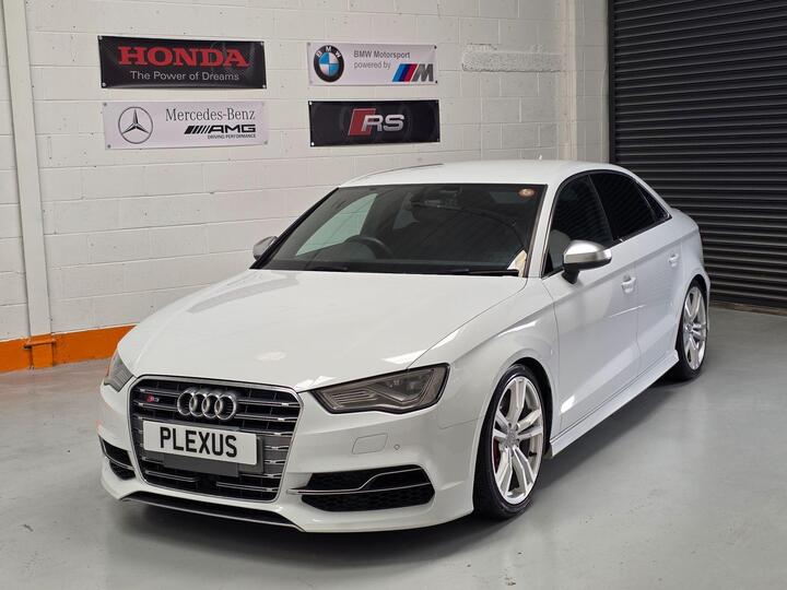 Audi S3 2.0 TFSI S Tronic Quattro Euro 6 (s/s) 4dr (Nav)