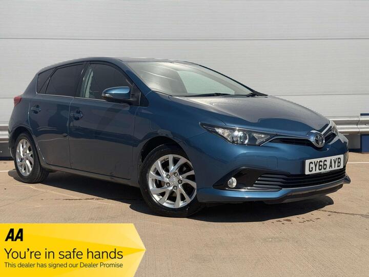 Toyota AURIS 1.2 VVT-i Business Edition Euro 6 (s/s) 5dr