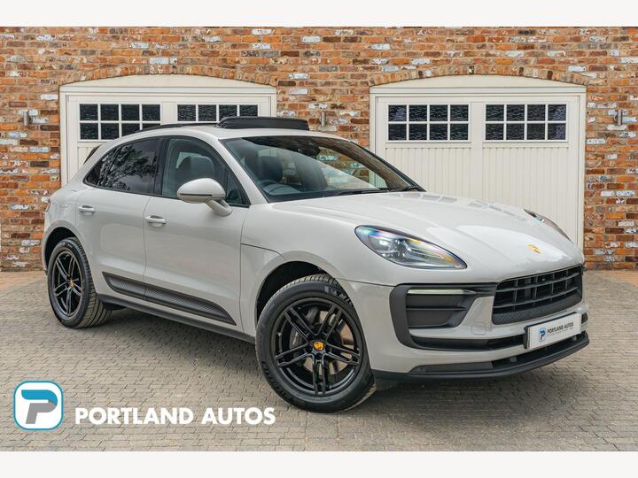 Porsche Macan 2.0T PDK 4WD Euro 6 (s/s) 5dr Porsche Macan 2.0T PDK 4WD Euro 6 (s/s) 5dr