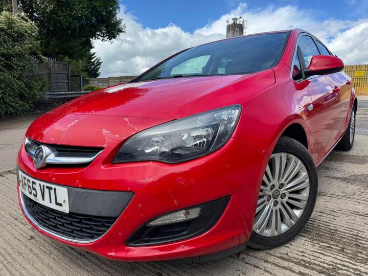 Vauxhall ASTRA 1.4i Excite Euro 6 5dr