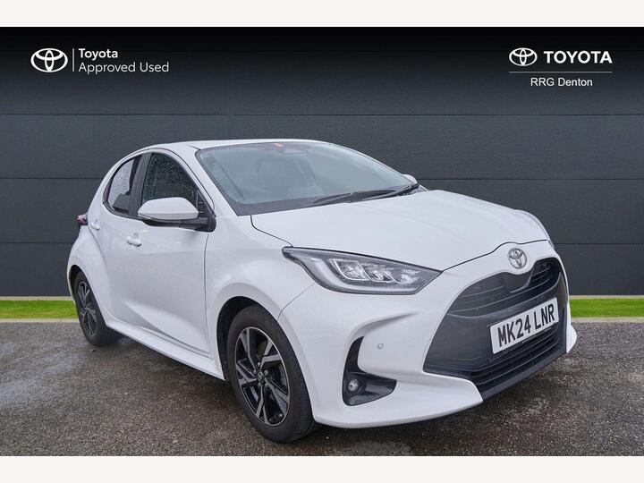 Toyota Yaris 1.5 VVT-h Design E-CVT Euro 6 (s/s) 5dr