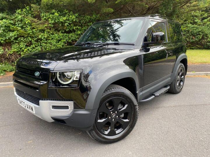 Land Rover DEFENDER 3.0 D250 MHEV SE Hard Top SUV Auto 4WD SWB Euro 6 (s/s) 3dr Land Rover DEFENDER 3.0 D250 MHEV SE Hard Top SUV Auto 4WD SWB Euro 6 (s/s) 3dr