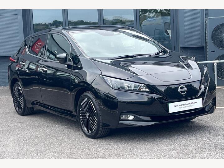 Nissan Leaf 39kWh N-Connecta Auto 5dr