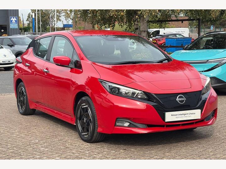 Nissan Leaf 39kWh Acenta Auto 5dr
