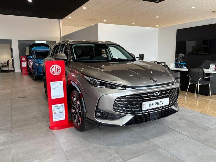 MG MG HS 1.5 T-GDI 24.7kWh SE Auto Euro 6 (s/s) 5dr