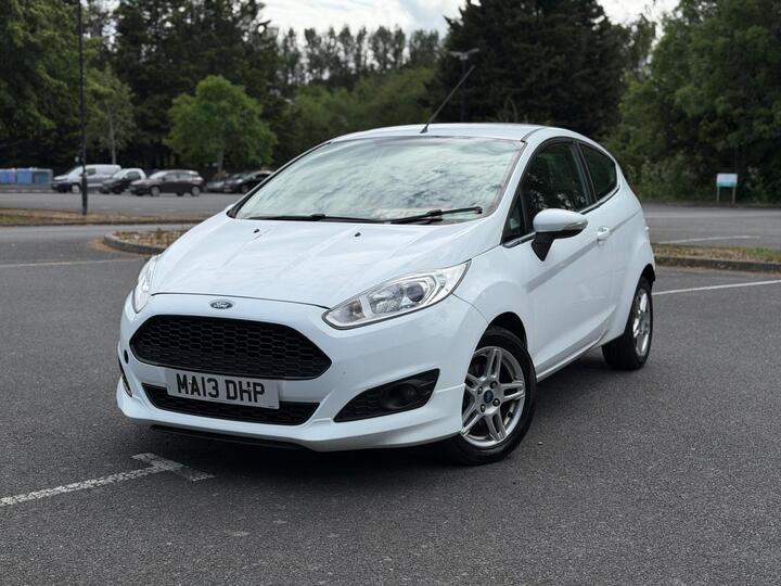 Ford Fiesta 1.0T EcoBoost Zetec Euro 5 (s/s) 3dr