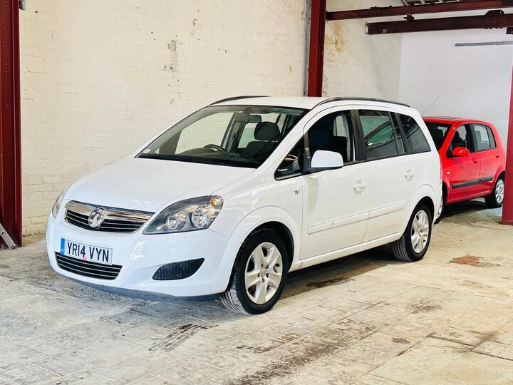Vauxhall Zafira 1.8 16V Exclusiv Euro 5 5dr Vauxhall Zafira 1.8 16V Exclusiv Euro 5 5dr