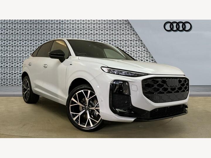 Audi Q3 1.5 E-hybrid Launch Edition S Tronic Euro 6 (s/s) 5dr 26kWh