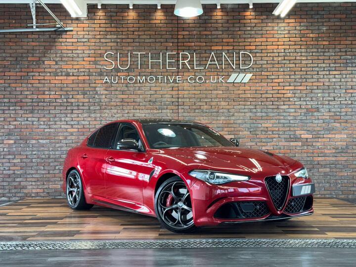 Alfa Romeo GIULIA 2.9 V6 Bi-Turbo Quadrifoglio Auto Euro 6 (s/s) 4dr Alfa Romeo GIULIA 2.9 V6 Bi-Turbo Quadrifoglio Auto Euro 6 (s/s) 4dr