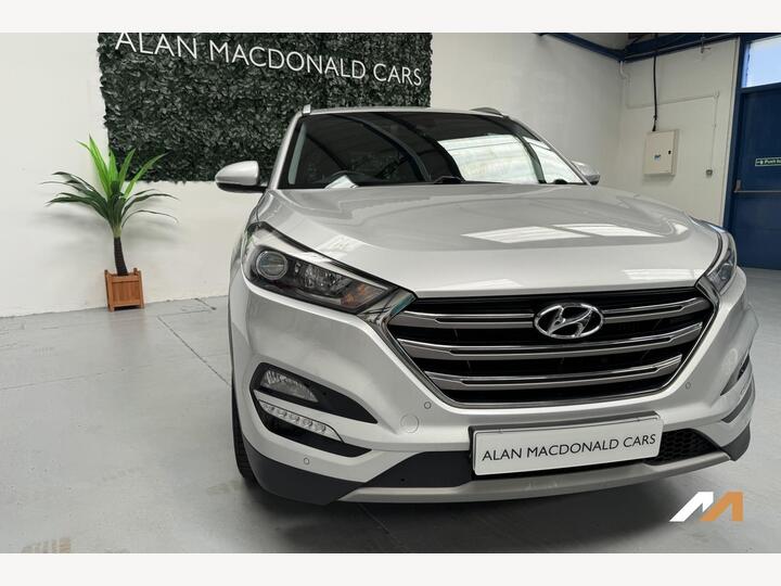 Hyundai TUCSON 1.7 CRDi Blue Drive Premium Euro 6 (s/s) 5dr