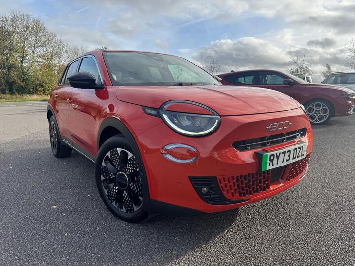 Fiat 600e 54kWh La Prima Auto 5dr