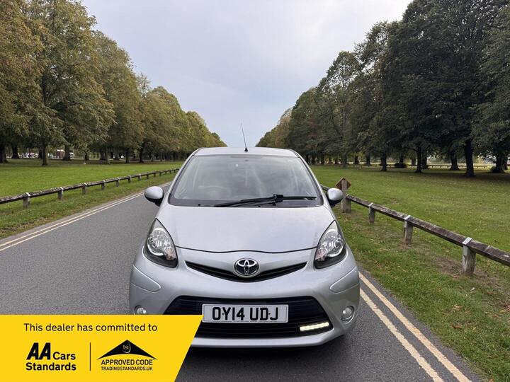 Toyota AYGO 1.0 VVT-i Mode Euro 5 3dr