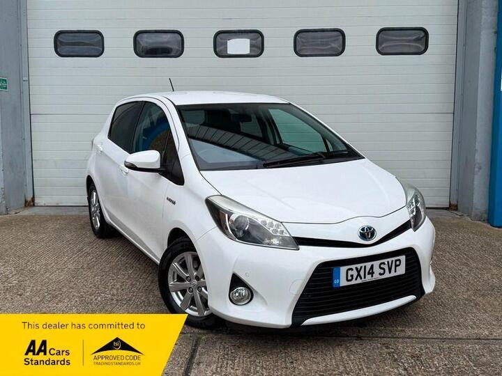 Toyota Yaris 1.5 VVT-h Icon Plus CVT Euro 5 5dr