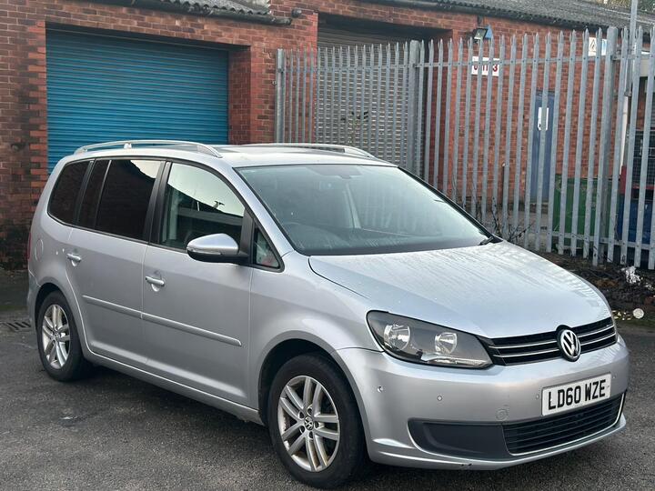 Volkswagen Touran 1.6 TDI SE DSG Euro 5 5dr